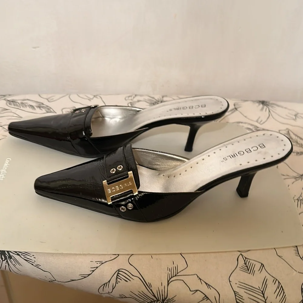 Shoes - Picture 2 of 6